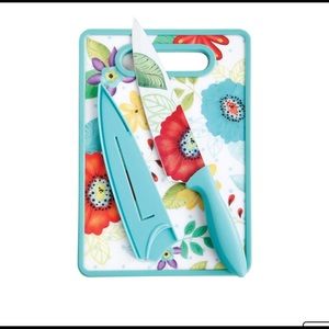 COPY - Laurie Gates / knife Cutting board